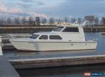 Boat Cabin Cruiser Chris Craft for Sale