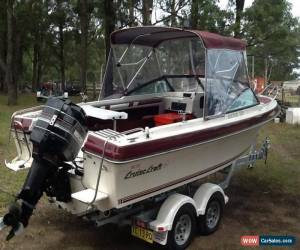 Classic Cruise Craft Hustler 570 Deep V Fishing Cruising Skiing Boat for Sale