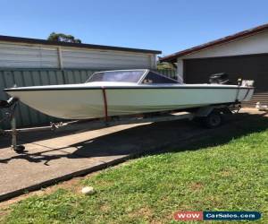 Classic Whiteline runabout boat for Sale