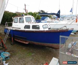 Classic 27ft MOTOR LAUNCH WITH 4 CYLINDER VOLVO PENTA DIESEL ENGINE for Sale