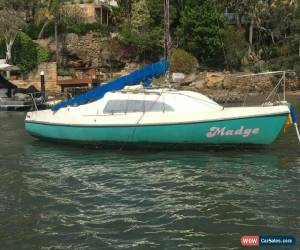 Classic Hunter 19ft yacht moor or trailer sailer fiberglass (botany Bay) No Resserve!  for Sale