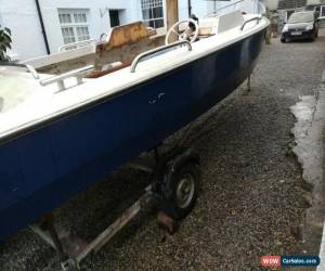 Classic 18 ft boat hull and trailer for Sale