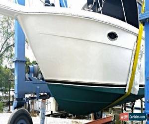 Classic 1997 Carver 325 Aft Cabin for Sale