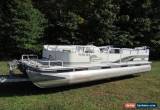 Classic 2000 Lowe 22ft for Sale